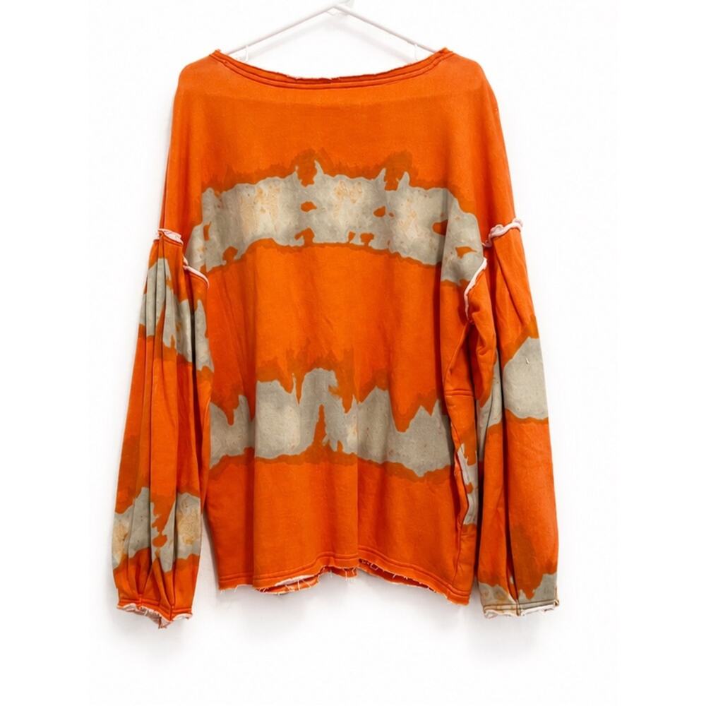Free People Feels Right Oversized Orange Tie-Dye Long Sleeve Pullover Size XS - Picture 3 of 4